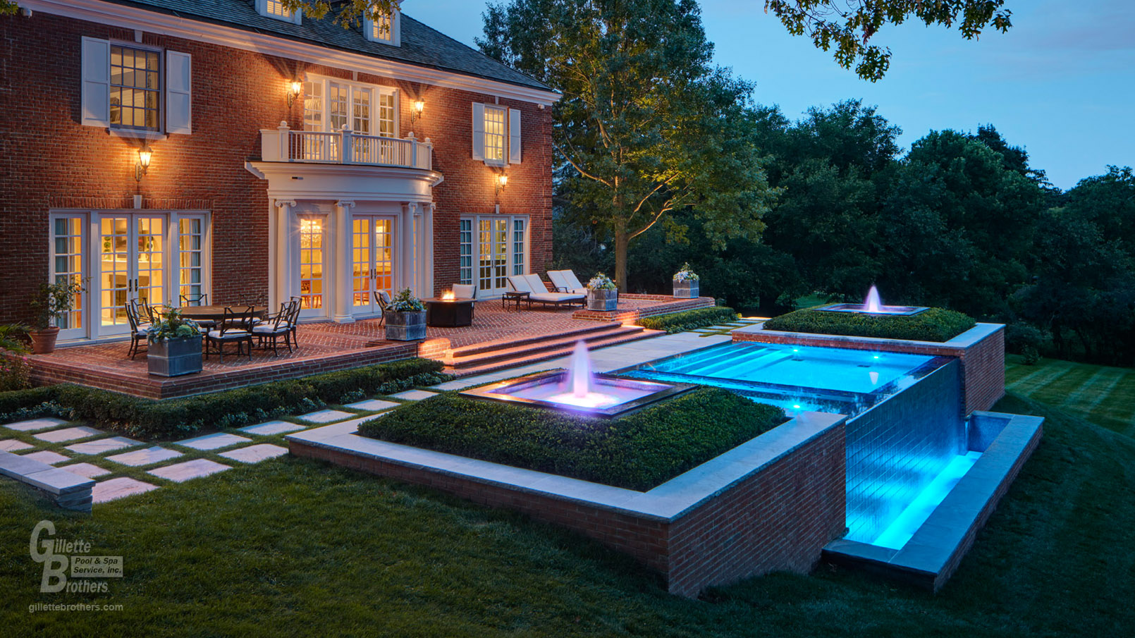 Pool Negative Edge