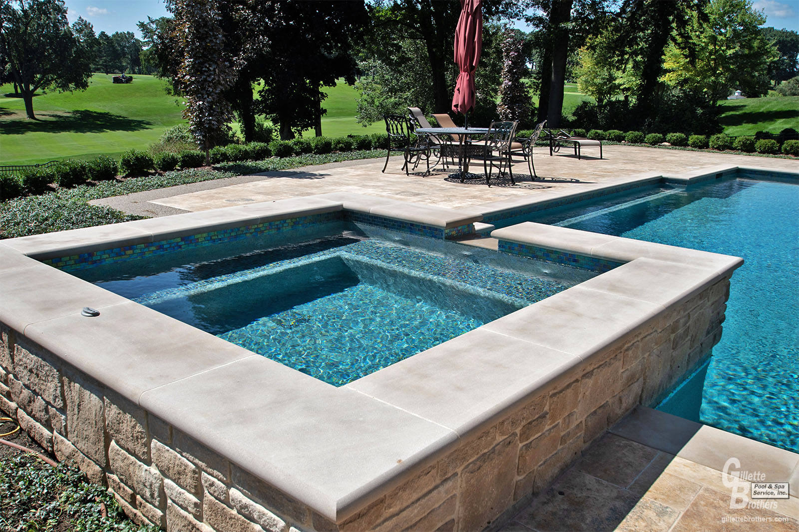 gillette-brothers-outdoor-pool-spa-hot-tub