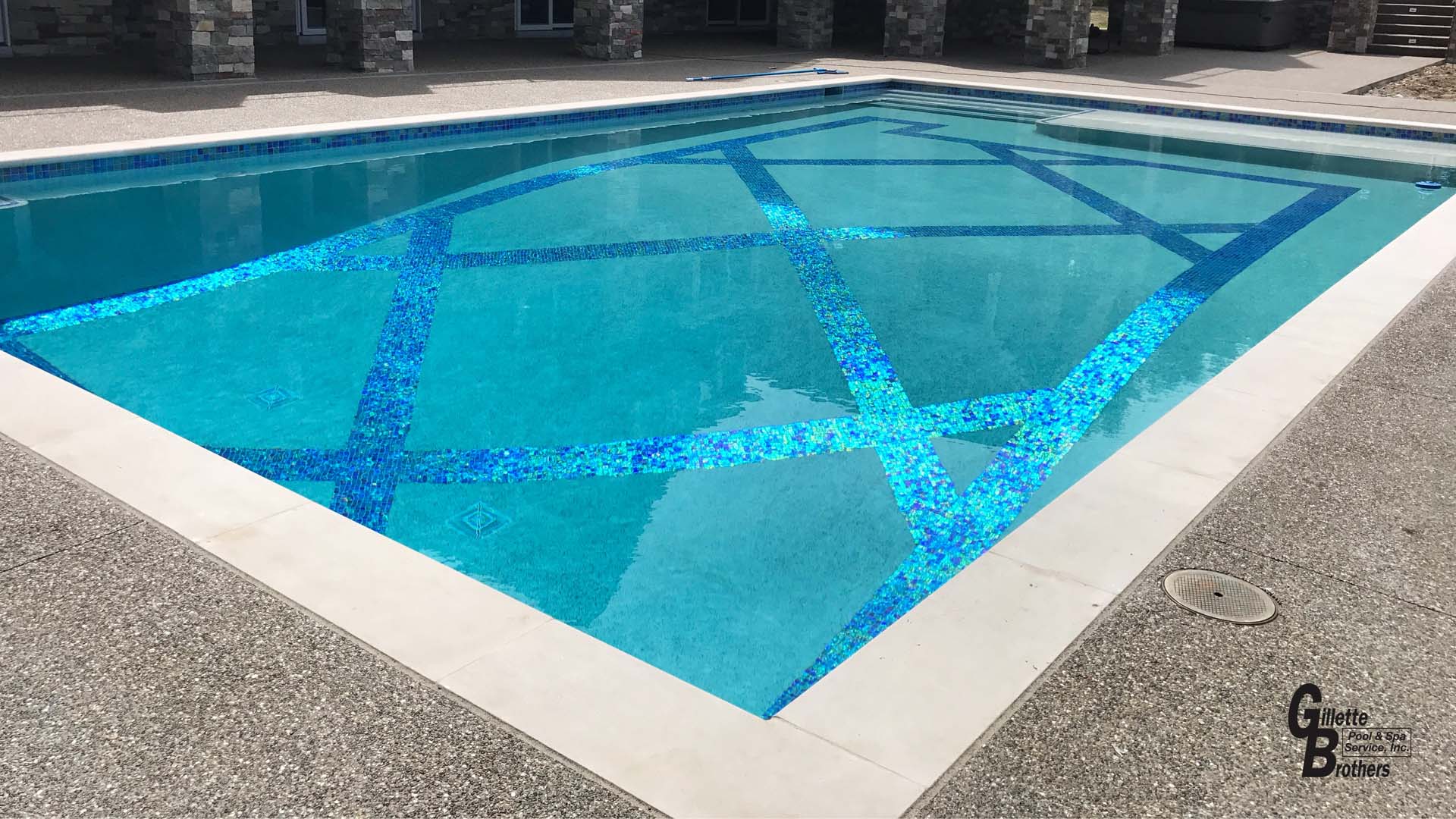 Outdoor Pool Construction & Design