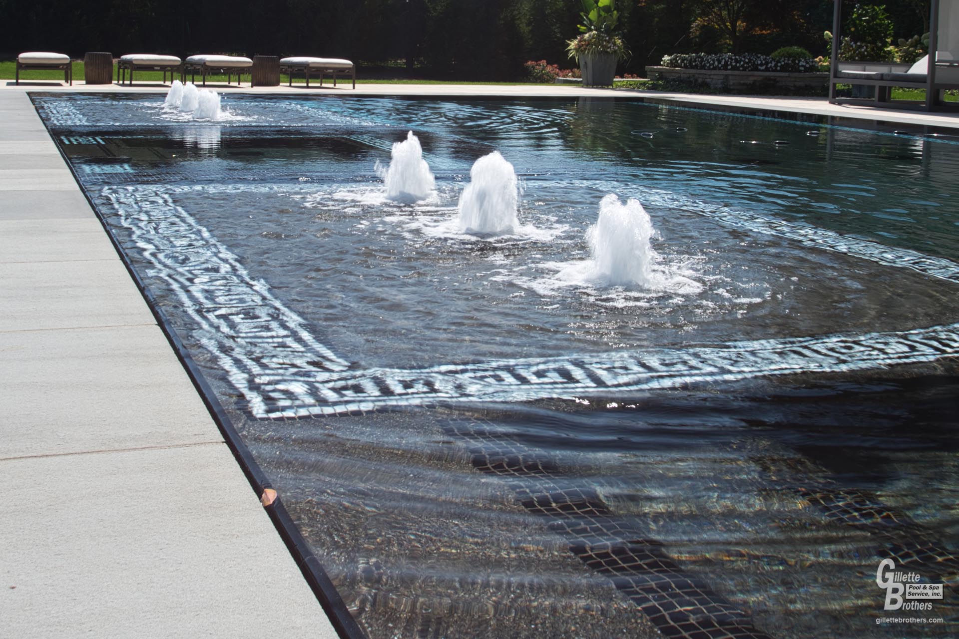 Water Features & Fountains