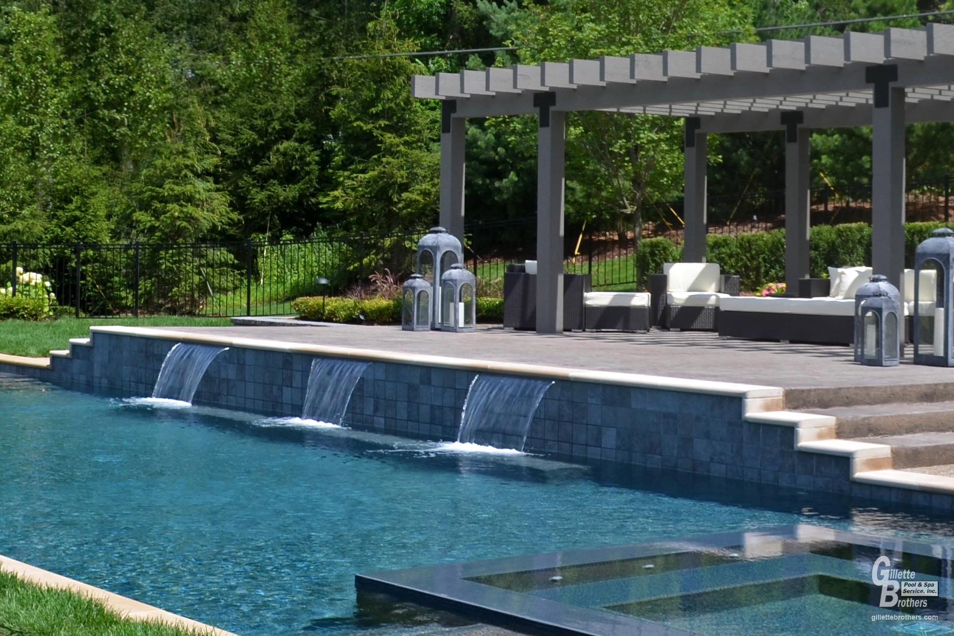 Water Features & Fountains