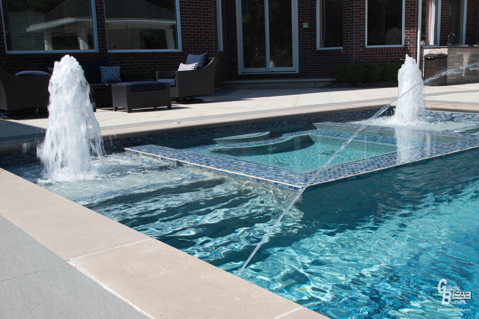 Water Features & Fountains