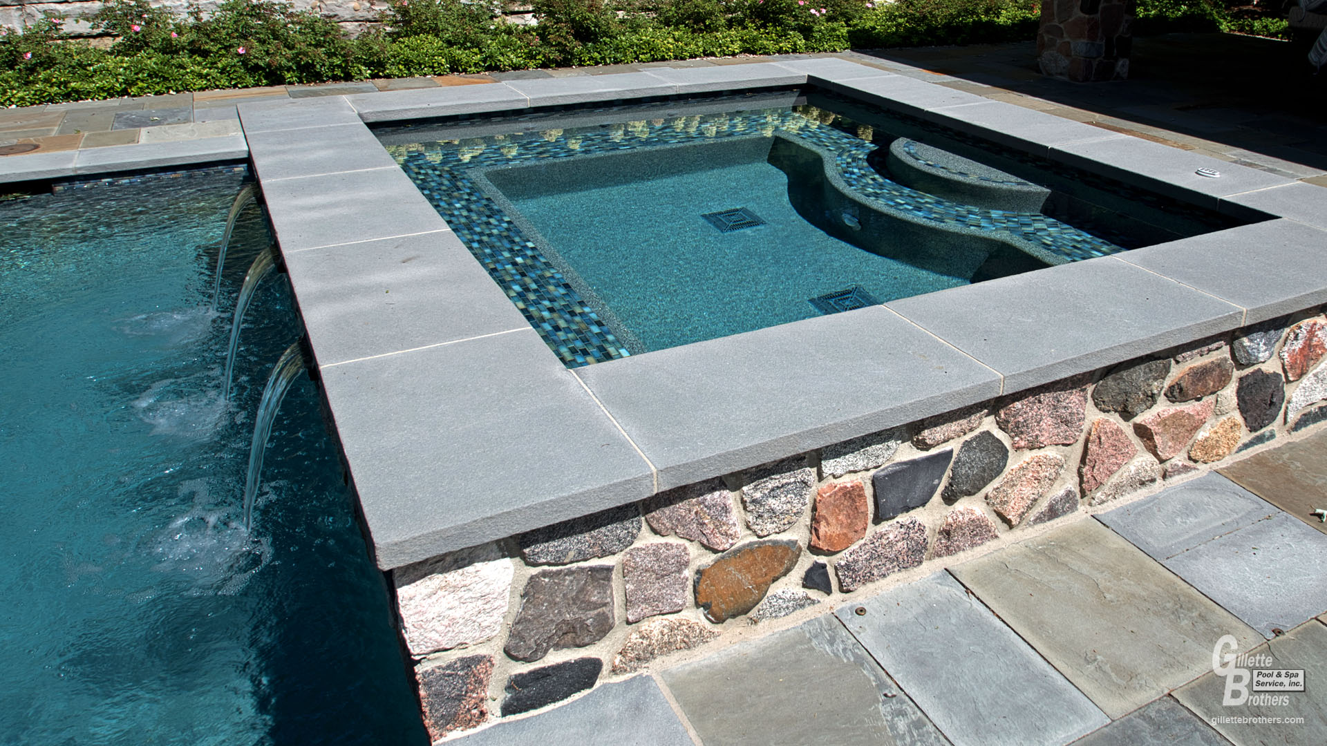 gillette-brothers-outdoor-pool-spa-hot-tub