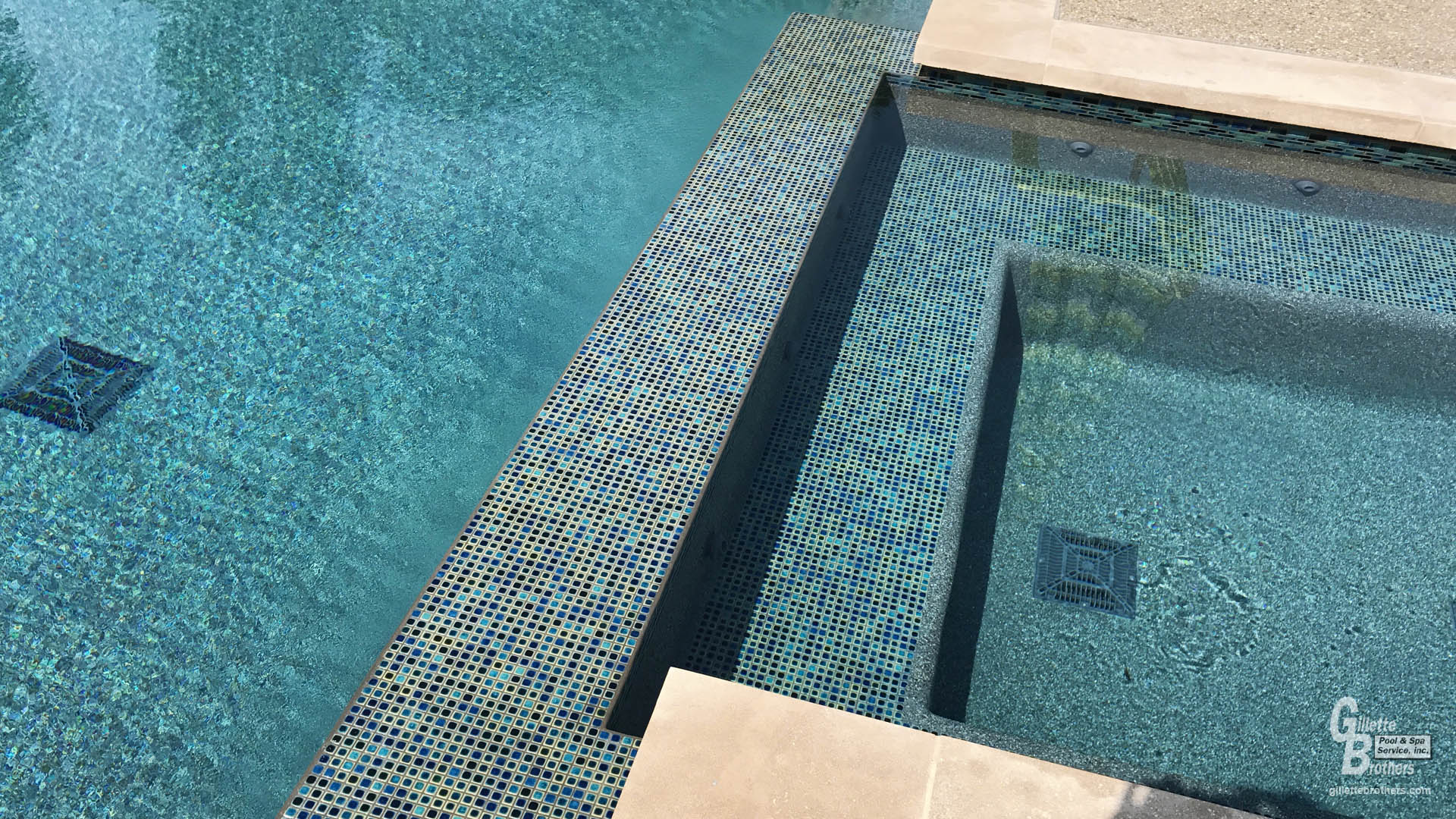 Spas & Hot Tubs