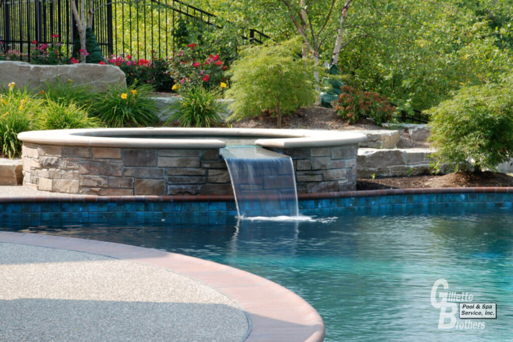 Rochester Hills Freeform Pool