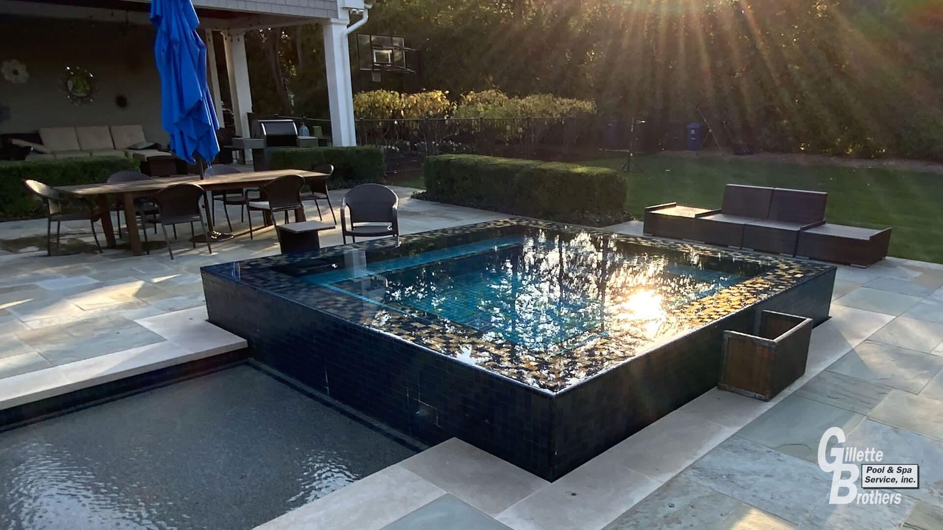 gillette-brothers-outdoor-pool-water-feature-2