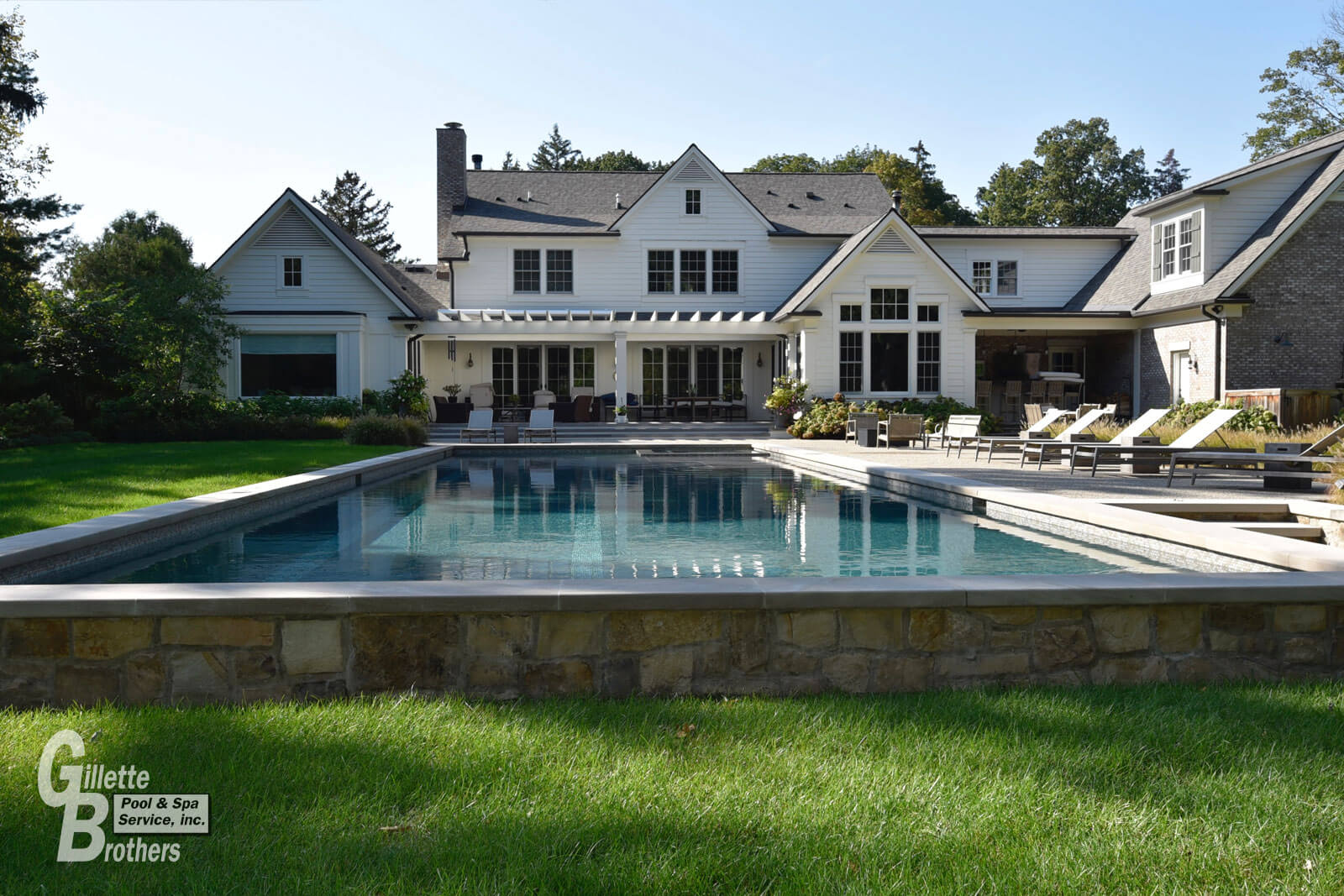 gillette-brothers-outdoor-pools